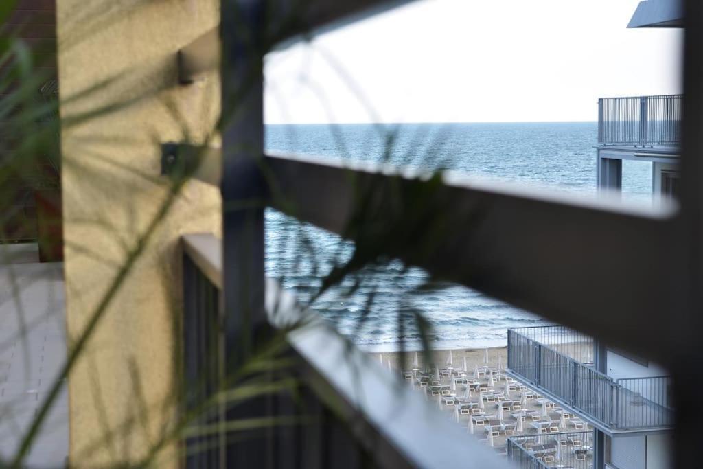 Apartament Piazza Nember Attico Con Vista Mare Lido di Jesolo Zewnętrze zdjęcie